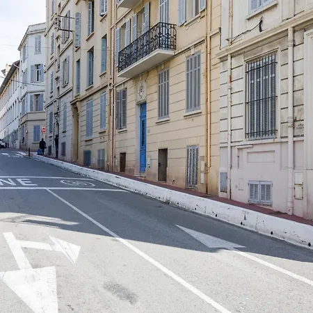 Modern & Stylish Prestige 3 Bedroom With Ac & Balcony Appartement Cannes